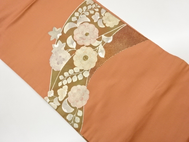 金銀彩花葉に草模様名古屋帯